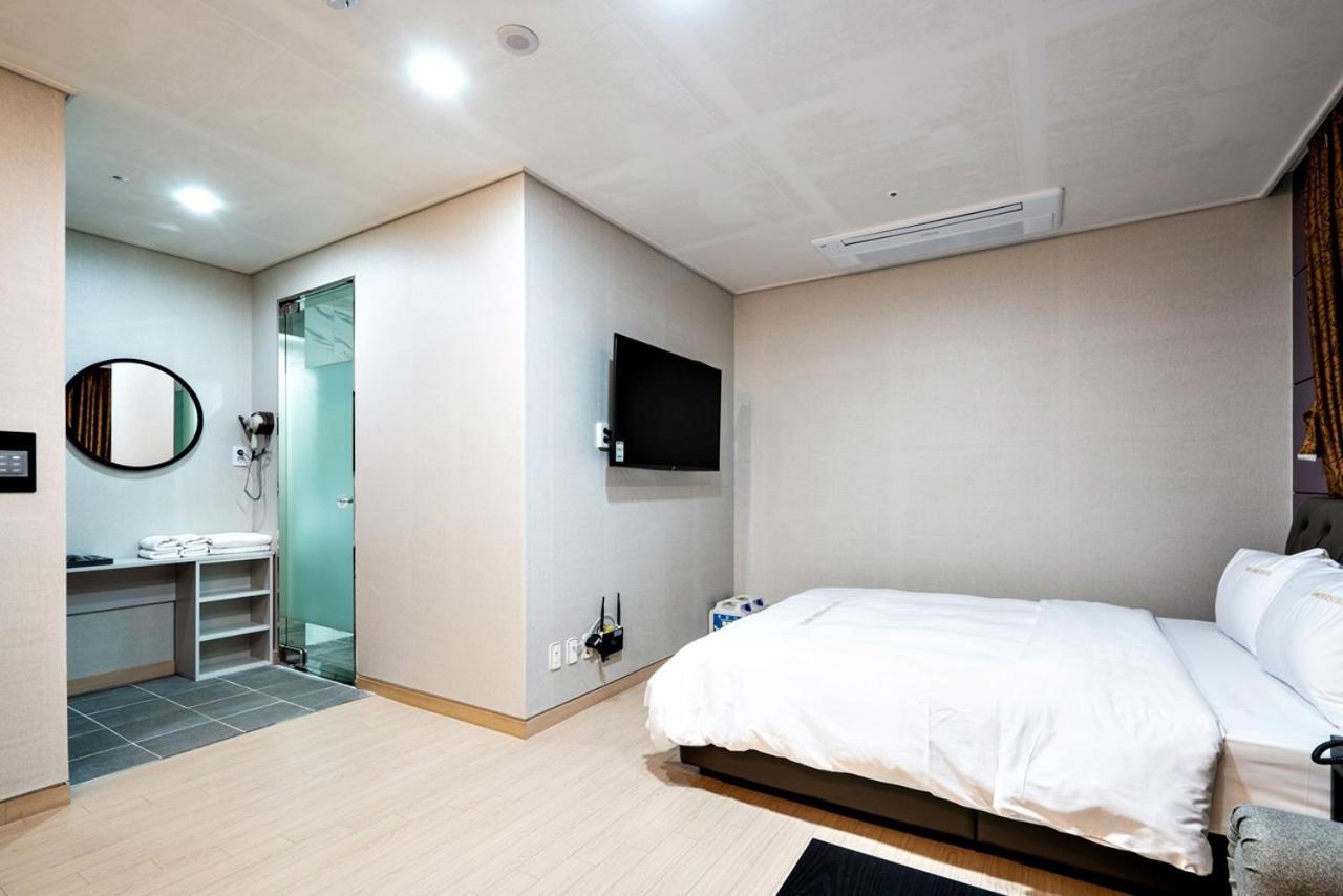 Siheung Seoul Tourist Hotel Kültér fotó