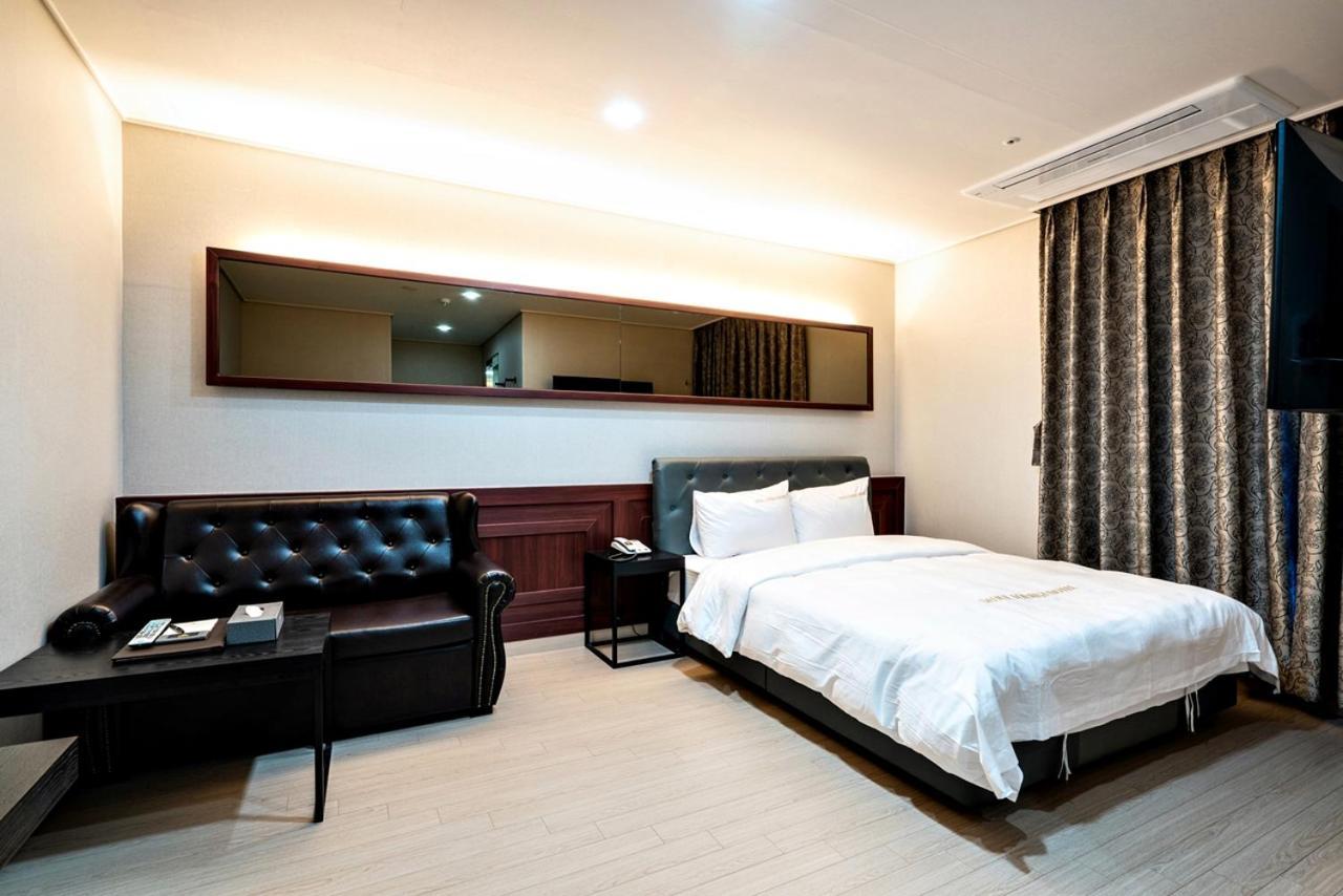Siheung Seoul Tourist Hotel Kültér fotó