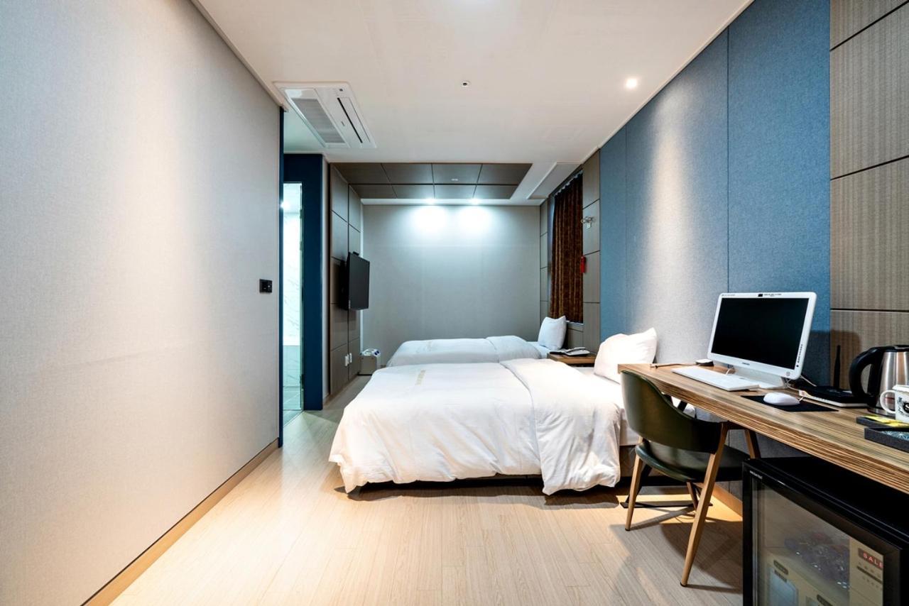 Siheung Seoul Tourist Hotel Kültér fotó