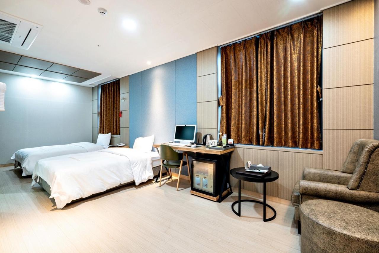 Siheung Seoul Tourist Hotel Kültér fotó